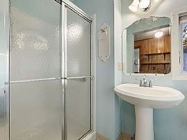 939 Nichols Ave, Stratford, Ct 06614 in Stratford, CT (Photo 8 of 12)