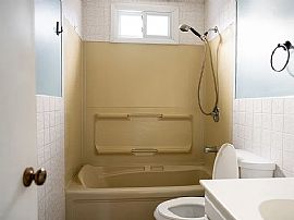 203 Robert Treat Pkwy, Milford, Ct 06460 in Milford, CT (Photo 8 of 12)