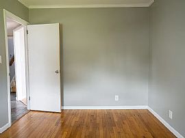 203 Robert Treat Pkwy, Milford, Ct 06460 in Milford, CT (Photo 9 of 12)