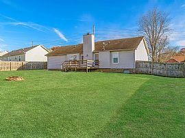 1737 Crestview Dr, Clarksville, Tn in Clarksville, TN (Photo 12 of 12)