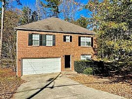 1360 Regal Heights Dr, Lithonia, Ga in Lithonia, GA