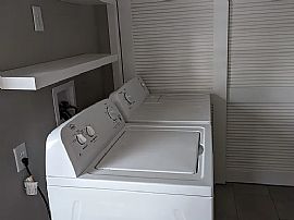 1251 Lincoln Dr, Noblesville, In in Noblesville, IN (Photo 10 of 11)