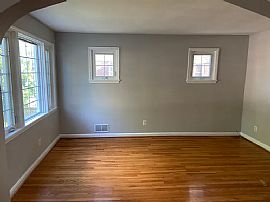 6304 Moyer Ave, Baltimore, Md 21206 in Baltimore, MD (Photo 4 of 12)