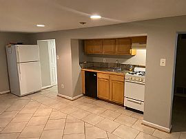 6304 Moyer Ave, Baltimore, Md 21206 in Baltimore, MD (Photo 7 of 12)