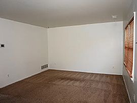 2611 Pearwood Rd, Parkville, Md 21234 in Parkville, MD (Photo 4 of 10)