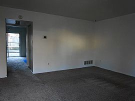 2611 Pearwood Rd, Parkville, Md 21234 in Parkville, MD (Photo 5 of 10)