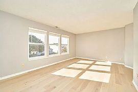 92 Snowflake Cir, Greenwood, In in Greenwood, IN (Photo 7 of 12)