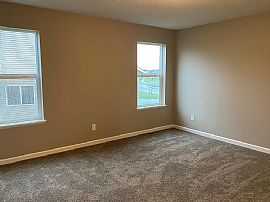 7880 Lambert Ave Ne, Albertville, Mn in Albertville, MN (Photo 7 of 12)