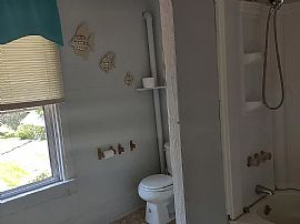 105 N 3rd Ave, Paden City, Wv 26159 in Paden City, WV (Photo 8 of 11)