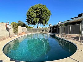 3628 S Hazelton Ln, Tempe, Az 85282 in Tempe, AZ (Photo 2 of 12)