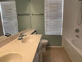 4545 W Harrison St, Chandler, Az 85226 in Chandler, AZ (Photo 8 of 12)