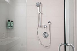 Charming 2 Bedroom Apartment  in Astoria, NY (Photo 11 of 12)