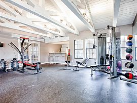 Charming 2bedroom Flat in Chateaugay, NY (Photo 11 of 12)