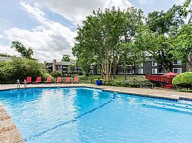 Charming 2bedroom Flat in Chateaugay, NY (Photo 3 of 12)