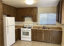 1678 S Christy Ln, Las Vegas, Nv 89142 in Las Vegas, NV (Photo 4 of 12)