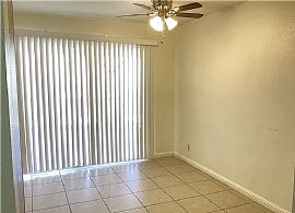 1678 S Christy Ln, Las Vegas, Nv 89142 in Las Vegas, NV (Photo 5 of 12)