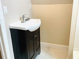 949 Mathews Ave, Charleston, Wv 25302 in Charleston, WV (Photo 10 of 11)