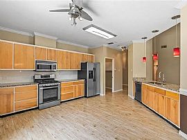 8275 Taddish Dr N, Mobile, Al 36695 in Mobile, AL (Photo 2 of 12)