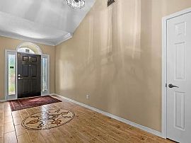 8275 Taddish Dr N, Mobile, Al 36695 in Mobile, AL (Photo 3 of 12)