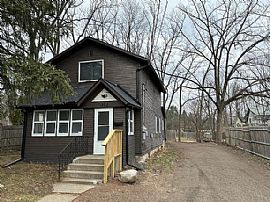 1222 Alamo Ave, Kalamazoo, Mi 49006 House For Rent in Kalamazoo, MI