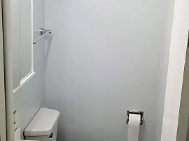 546 White Oak Rd, Bolingbrook, Il in Bolingbrook, IL (Photo 6 of 9)