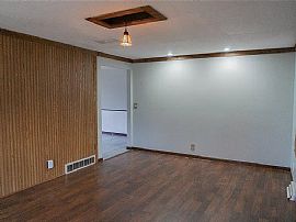 1654 Vans Blvd, Holland, Mi in Holland, MI (Photo 5 of 10)