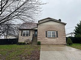 828 Carmen Way, La Vergne, Tn in La Vergne, TN