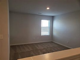 288 Sandy Creek Cir, Loganville, Ga in Loganville, GA (Photo 11 of 12)