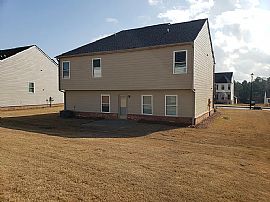 288 Sandy Creek Cir, Loganville, Ga in Loganville, GA (Photo 12 of 12)