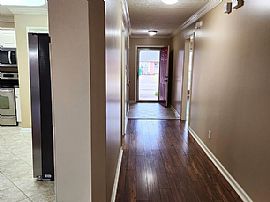 119 Turtle Dr, Elmore, Al 36025 in Elmore, AL (Photo 4 of 12)