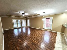 119 Turtle Dr, Elmore, Al 36025 in Elmore, AL (Photo 6 of 12)