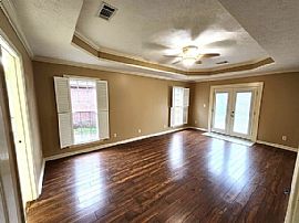 119 Turtle Dr, Elmore, Al 36025 in Elmore, AL (Photo 7 of 12)