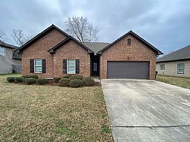 108 Falling Waters Ln, Maylene, Al 35114 in Maylene, AL