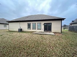 108 Falling Waters Ln, Maylene, Al 35114 in Maylene, AL (Photo 2 of 8)