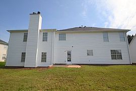 Charming 3 Bedroom  in Decatur, GA (Photo 2 of 2)