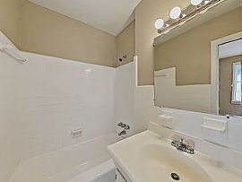 Wonderful 3bedroom in Jacksonville, FL (Photo 3 of 5)