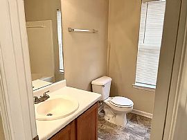 400 Edgewood Dr, Mcdonough, Ga in McDonough, GA (Photo 12 of 12)