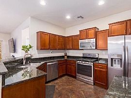 10811 W El Cortez Pl, Peoria, Az 85383 in Peoria, AZ (Photo 4 of 9)