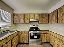 7034 W Purdue Ave, Peoria, Az 85345 in Peoria, AZ (Photo 3 of 10)