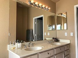 12717 W Holly St, Avondale, Az 85392 in Avondale, AZ (Photo 4 of 6)