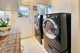 4bed 2.5bath in Simi Valley, CA (Photo 4 of 6)