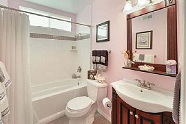 4bed 2.5bath in Simi Valley, CA (Photo 5 of 6)