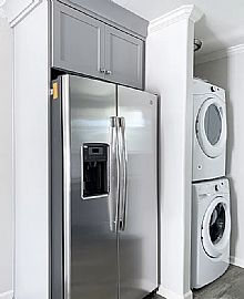 2bed 2bath in Burbank, CA (Photo 3 of 6)