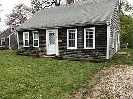 2bed 1bath in Falmouth, MA