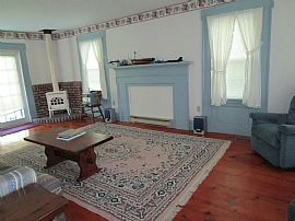 3bed 2bath  in Schenevus, NY (Photo 3 of 6)