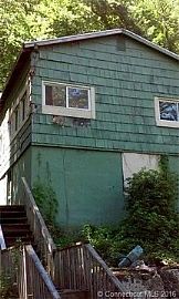 935 Marion Rd, Cheshire, Ct 06410 in Cheshire, CT