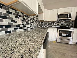 935 Marion Rd, Cheshire, Ct 06410 in Cheshire, CT (Photo 2 of 7)