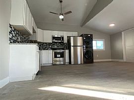 935 Marion Rd, Cheshire, Ct 06410 in Cheshire, CT (Photo 3 of 7)