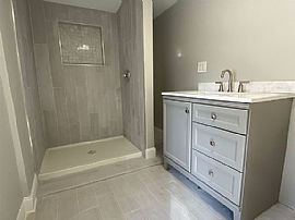 935 Marion Rd, Cheshire, Ct 06410 in Cheshire, CT (Photo 5 of 7)