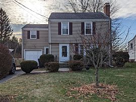 23 Taylor Rd, West Hartford, Ct 06110 in West Hartford, CT